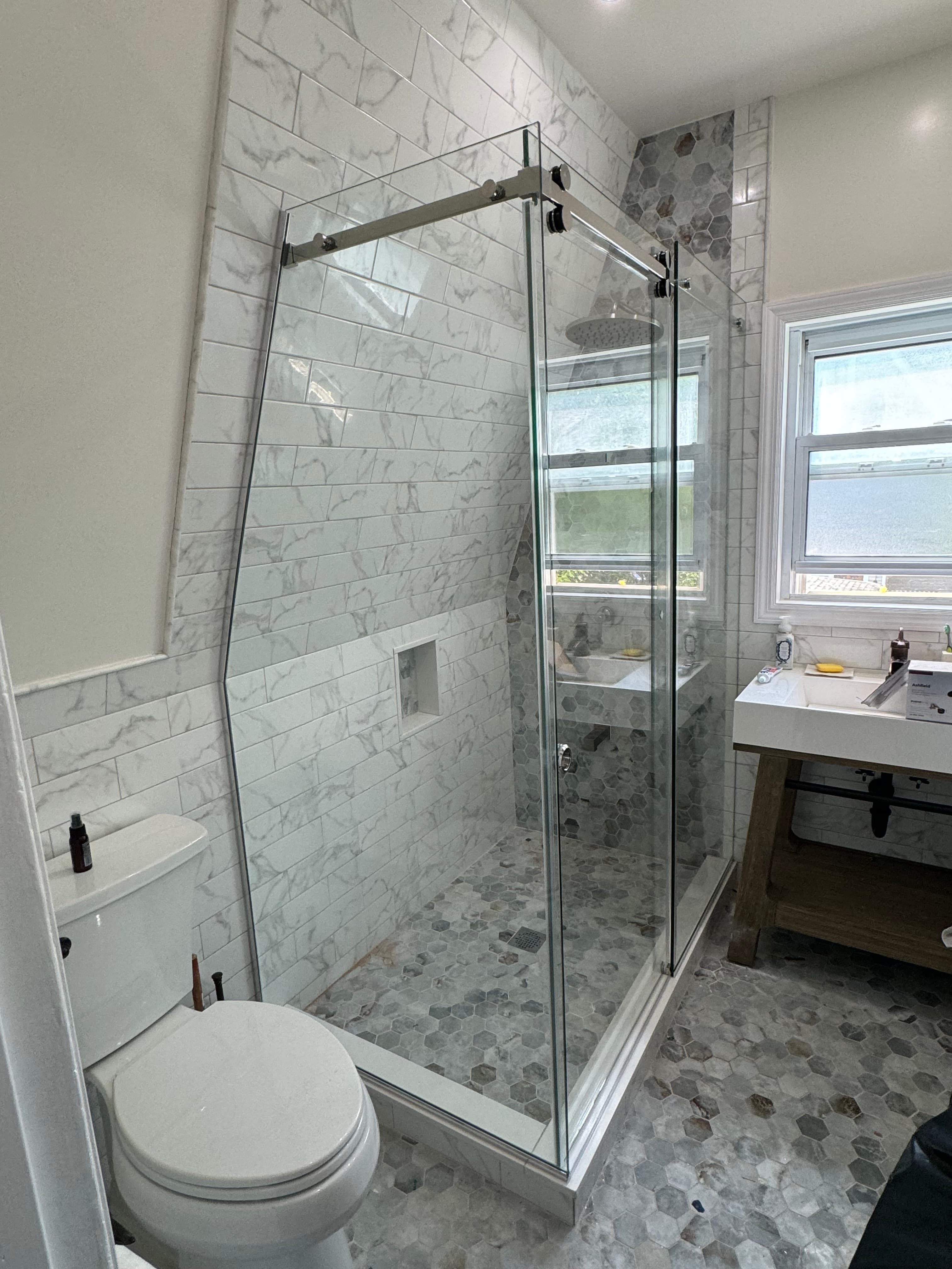 Serenity Sliding System thumbnail 2